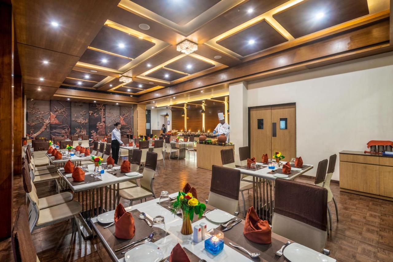 Lords Inn Somnath Ngoại thất bức ảnh