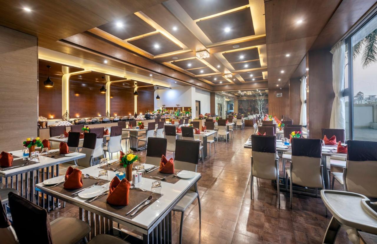 Lords Inn Somnath Ngoại thất bức ảnh