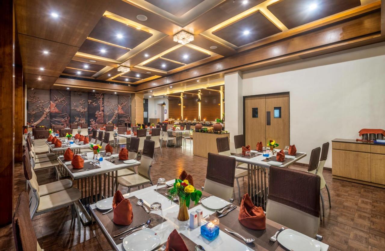 Lords Inn Somnath Ngoại thất bức ảnh