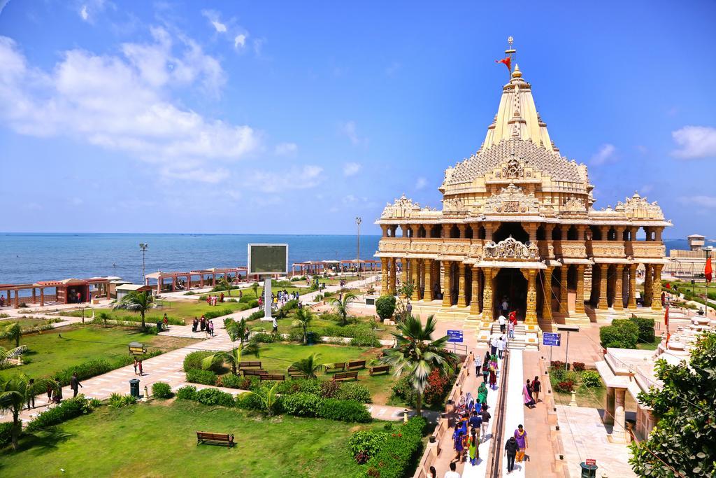 Lords Inn Somnath Ngoại thất bức ảnh